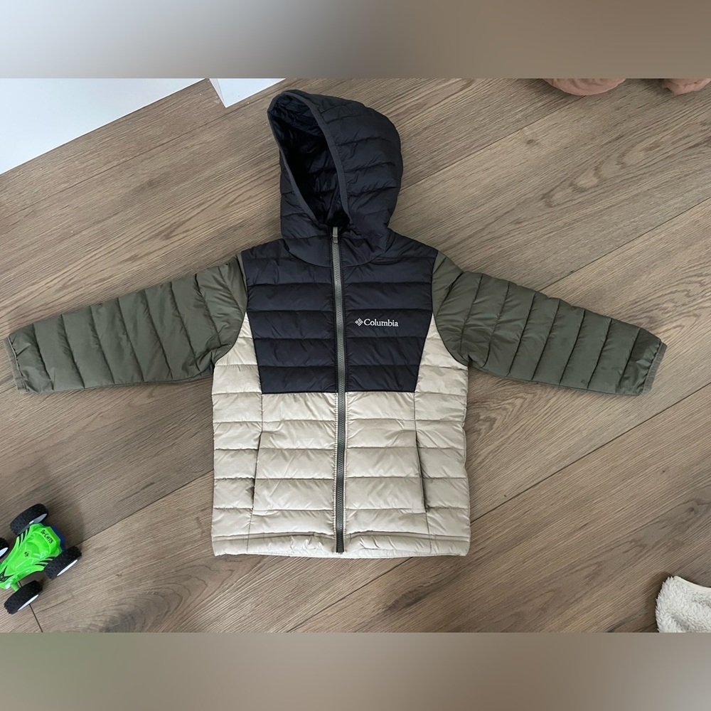 Columbia Boys Jacket 4/5 black and green